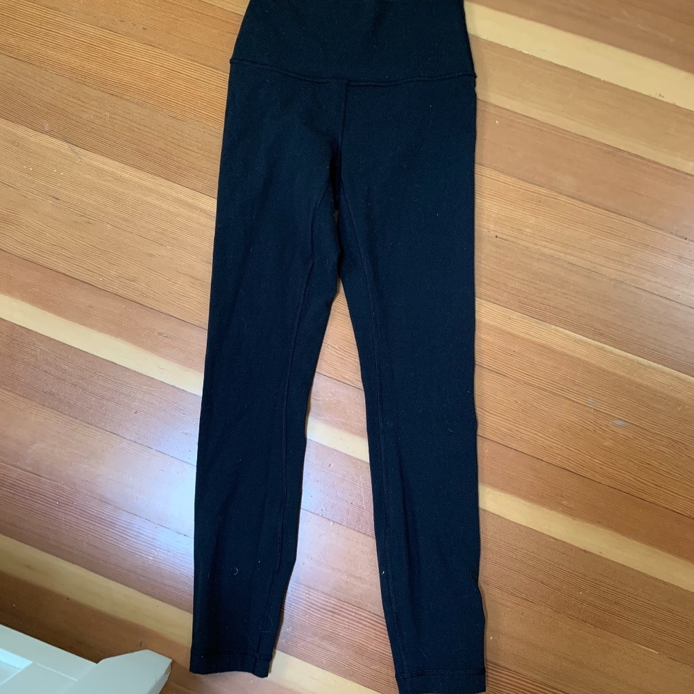 Lululemon Black Wunder Under Leggings